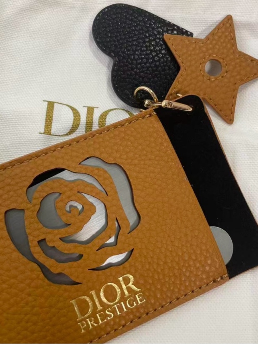 Dior Prestige gift mirror with case - Picture 4 of 9